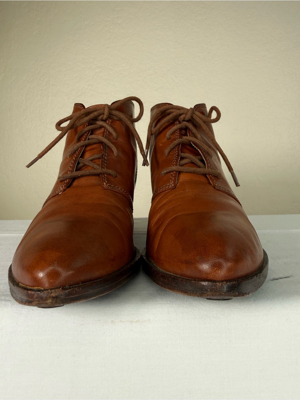 Frye Ruby Brown Leather Chukka Lace Up Heeled Booties Ankle Boots Size 8 - Picture 4 of 15